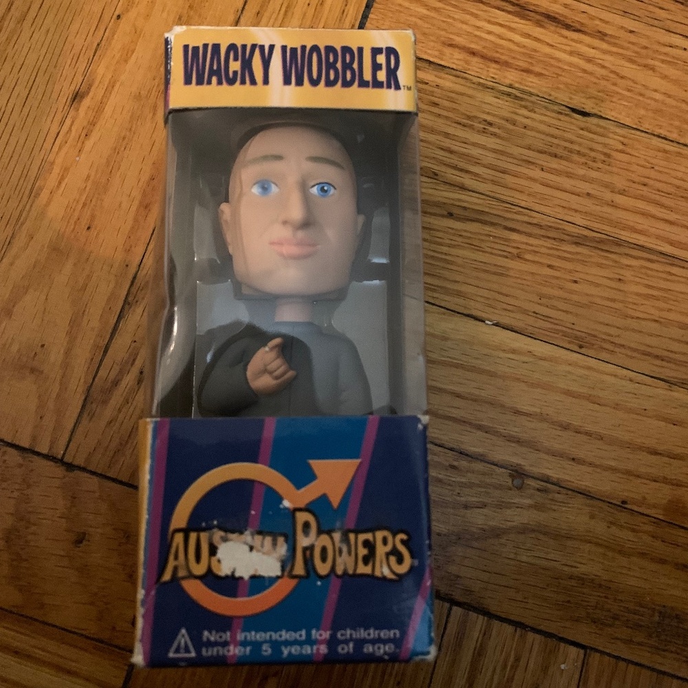 Austin Powers Wacky Wobbler figure, 5 inches tall.